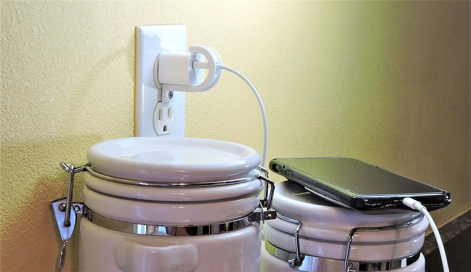 Review: Lock Socket, Charging Cable Loss Prevention – SeerOfSouls