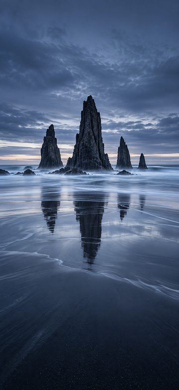 Black Sand Beach At Blue Hour, light lock screen